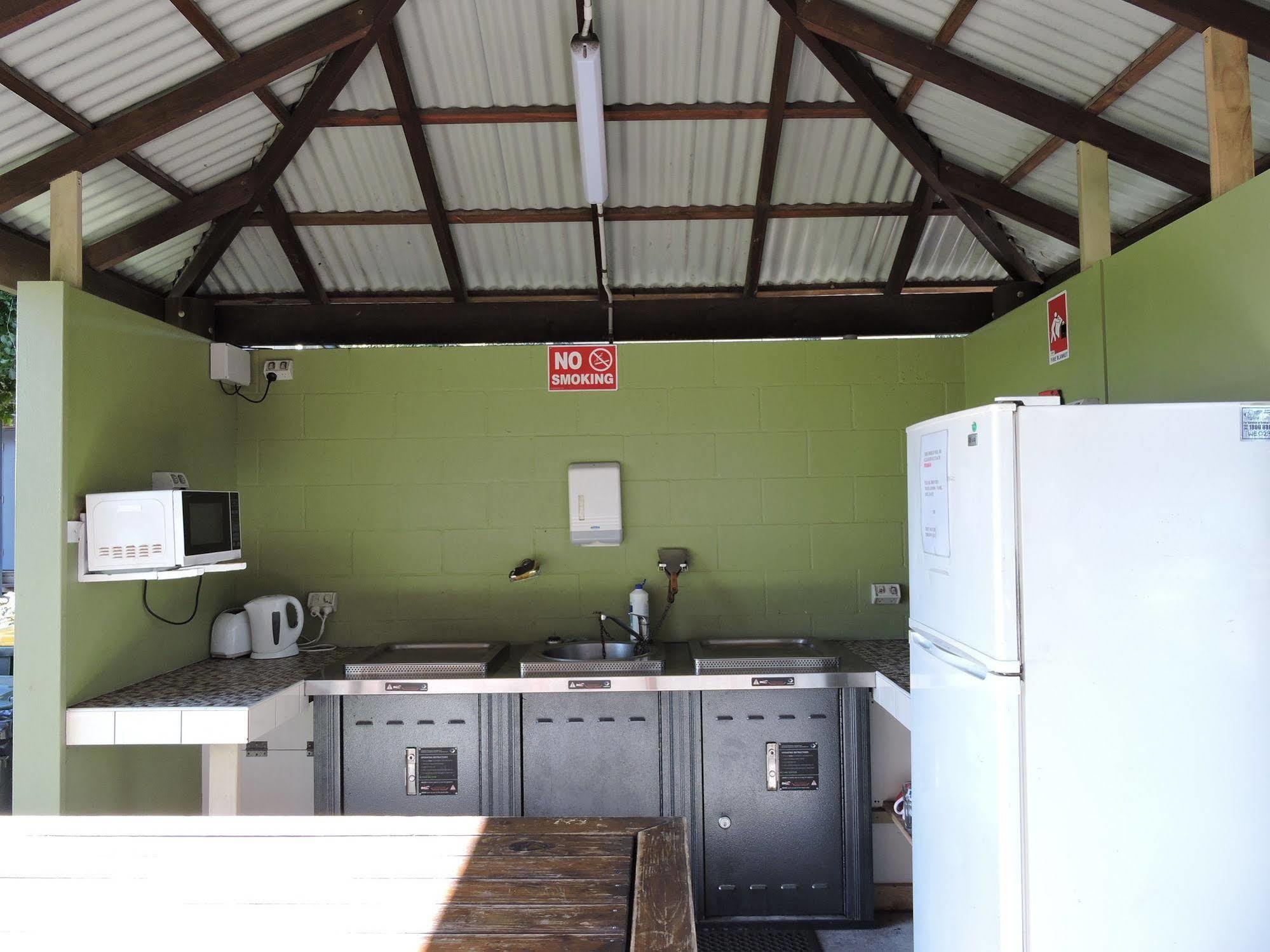 First Sun Holiday Park Byron Bay Exteriör bild